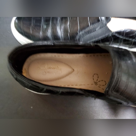 Slip on Clark's shoes - Picture 5 of 7